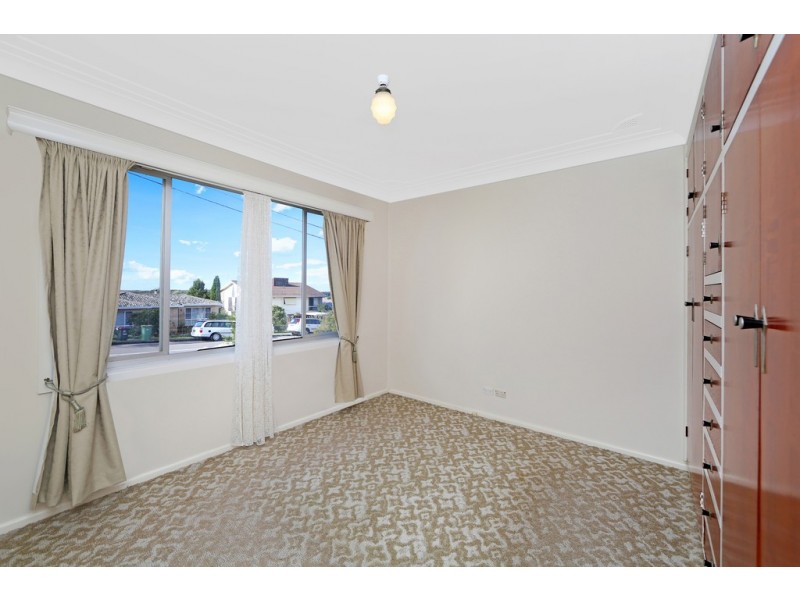 22-24 Woolana Avenue, Budgewoi NSW 2262