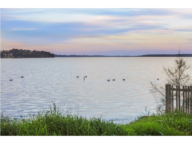 101 Malvina Parade, Lake Haven NSW 2263