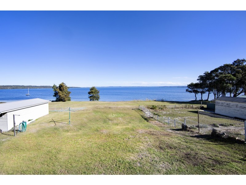 63 Moss Avenue, Toukley NSW 2263