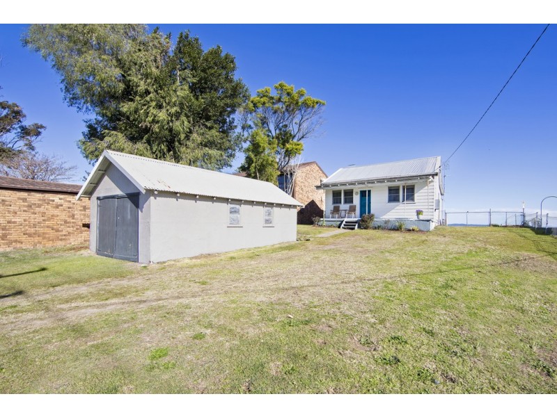 63 Moss Avenue, Toukley NSW 2263