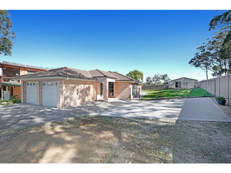 26 Koradji Avenue, Lake Munmorah NSW 2259