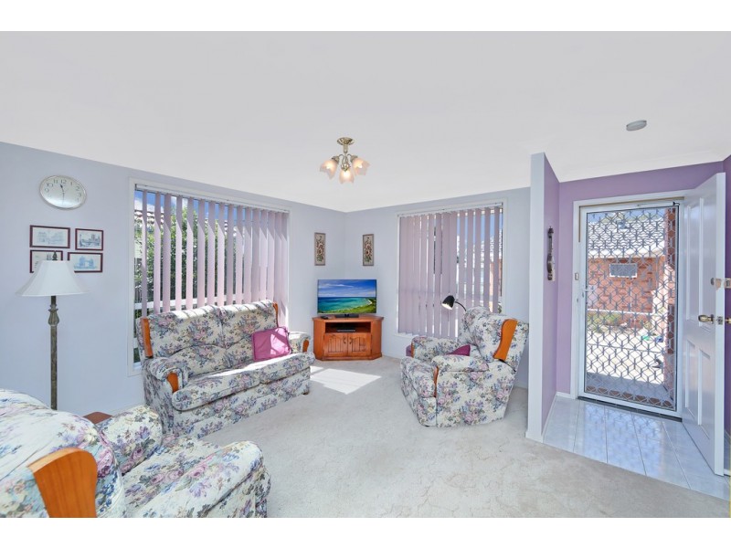 2/10 Valencia Street, Gorokan NSW 2263