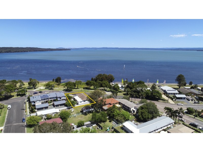3 Beach Parade, Canton Beach NSW 2263