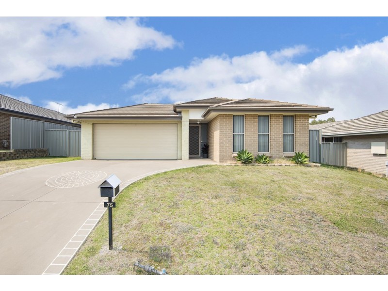 75 Georgia Drive, Hamlyn Terrace NSW 2259