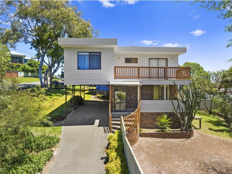 45 Kailua Avenue, Budgewoi NSW 2262