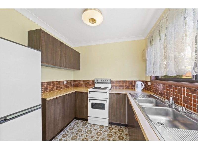 45 Kailua Avenue, Budgewoi NSW 2262