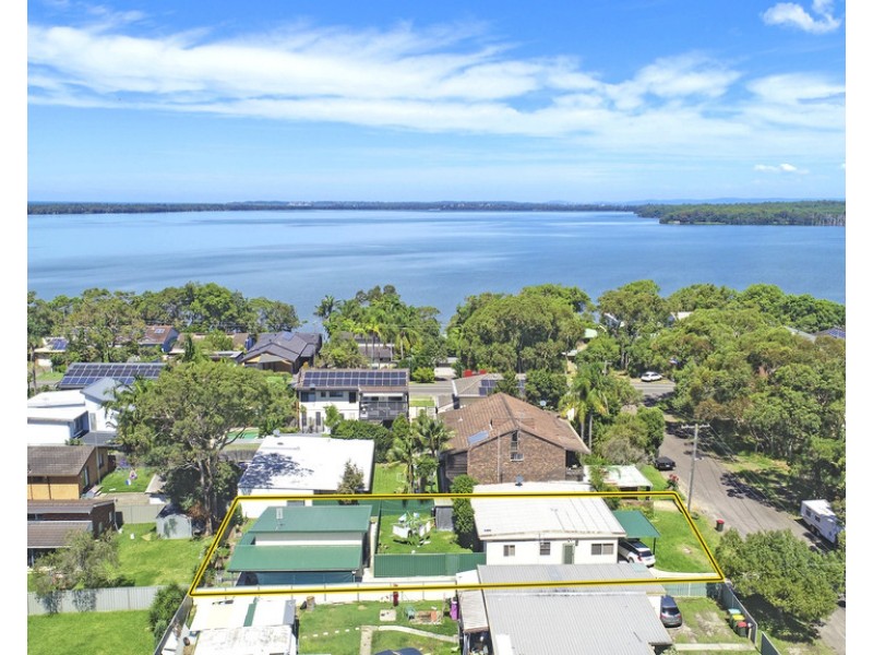 1 Annabel Avenue, Lake Munmorah NSW 2259