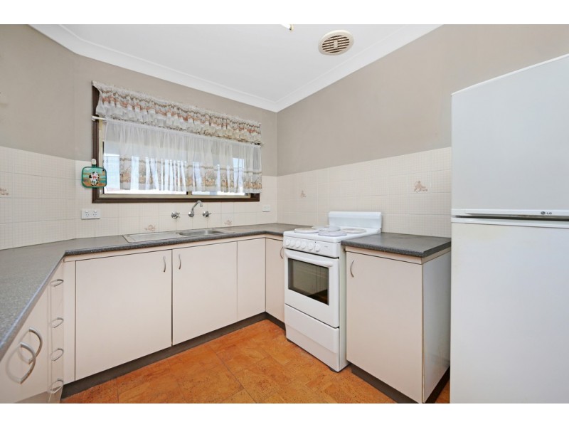 19 Gilbert Avenue, Gorokan NSW 2263