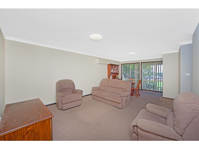 19 Gilbert Avenue, Gorokan NSW 2263