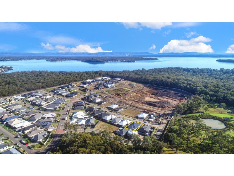 27 Rosemeadow Drive, Gwandalan NSW 2259