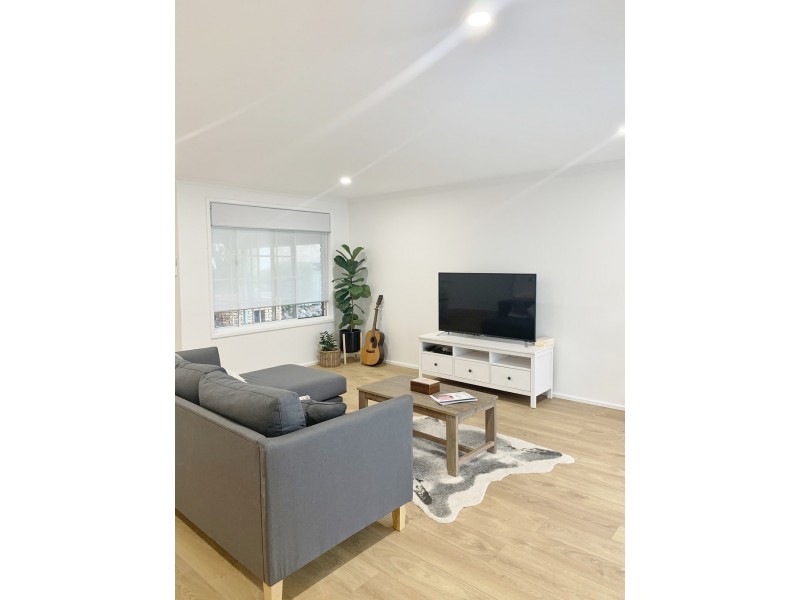 34 Twin Lakes Drive, Lake Haven NSW 2263