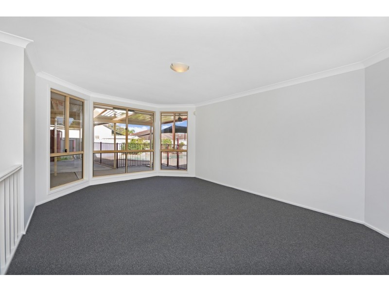 5 Mahni Close, Budgewoi NSW 2262