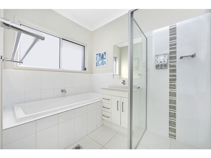 7 Fairmont Boulevard, Hamlyn Terrace NSW 2259