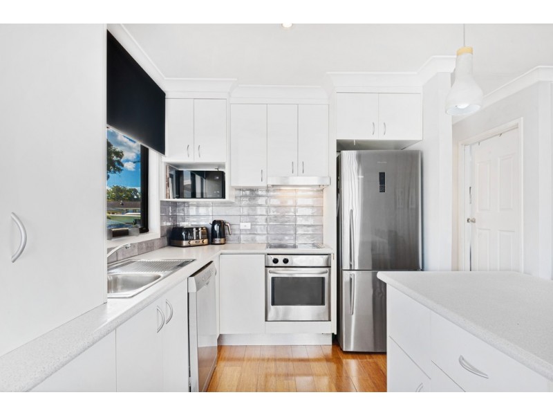 16 Adeline Avenue, Lake Munmorah NSW 2259