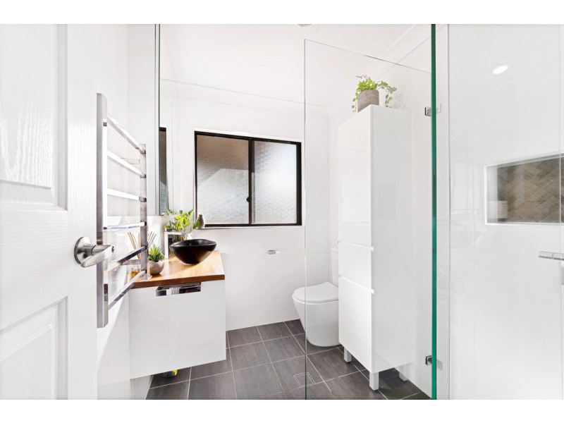 16 Adeline Avenue, Lake Munmorah NSW 2259