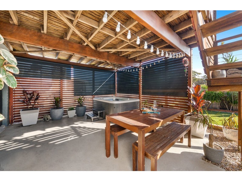 16 Adeline Avenue, Lake Munmorah NSW 2259