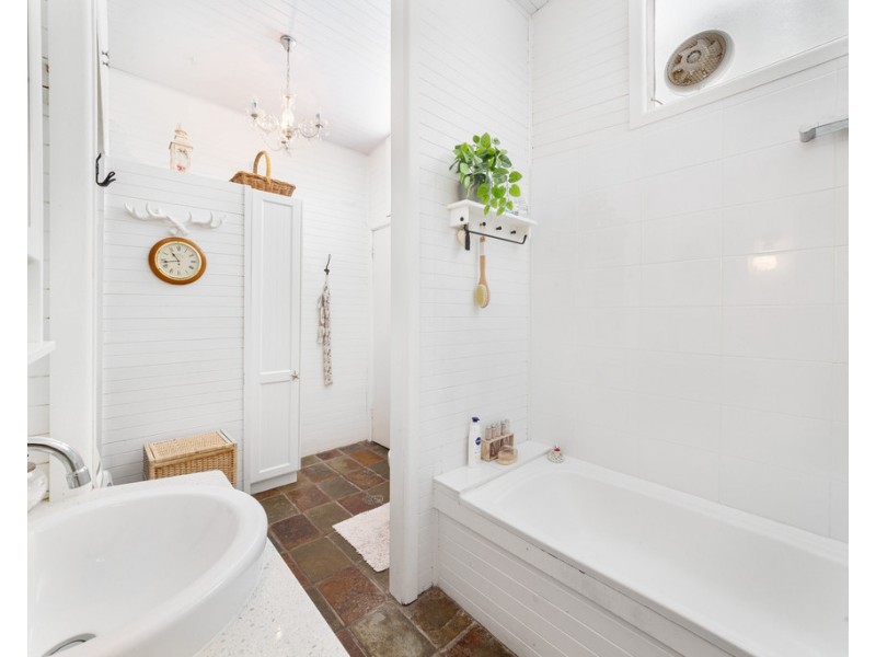 322b Tuggerawong Road, Tuggerawong NSW 2259