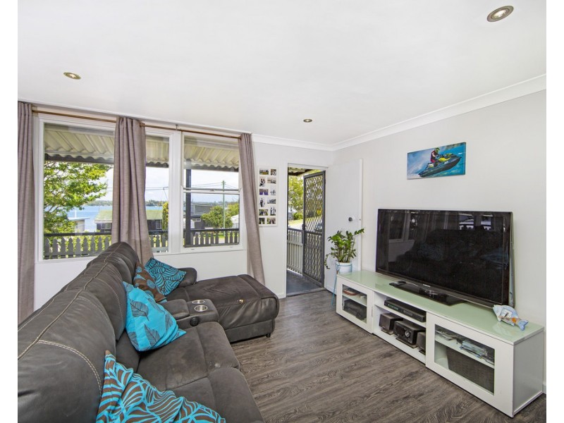 107 Marine Parade, Nords Wharf NSW 2281