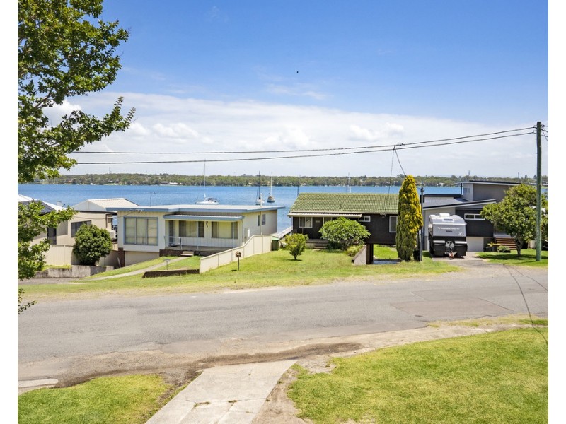 107 Marine Parade, Nords Wharf NSW 2281