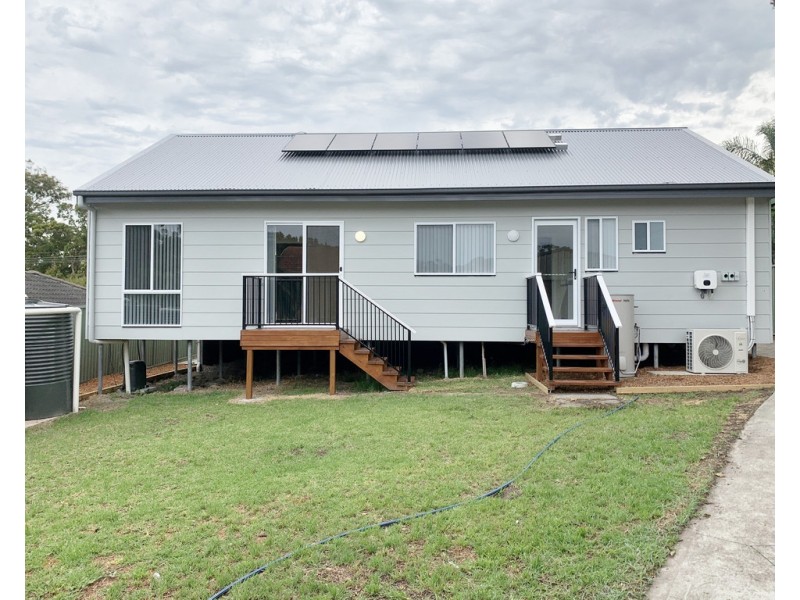 101 Elizabeth Bay Drive, Lake Munmorah NSW 2259