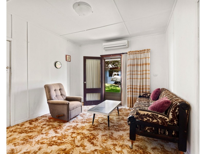 10 Rays Road, Bateau Bay NSW 2261