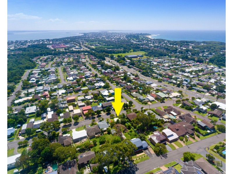 10 Rays Road, Bateau Bay NSW 2261