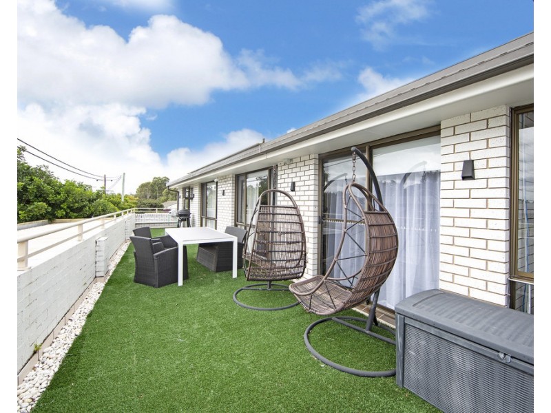 4/54 TENTH AVENUE, Budgewoi NSW 2262