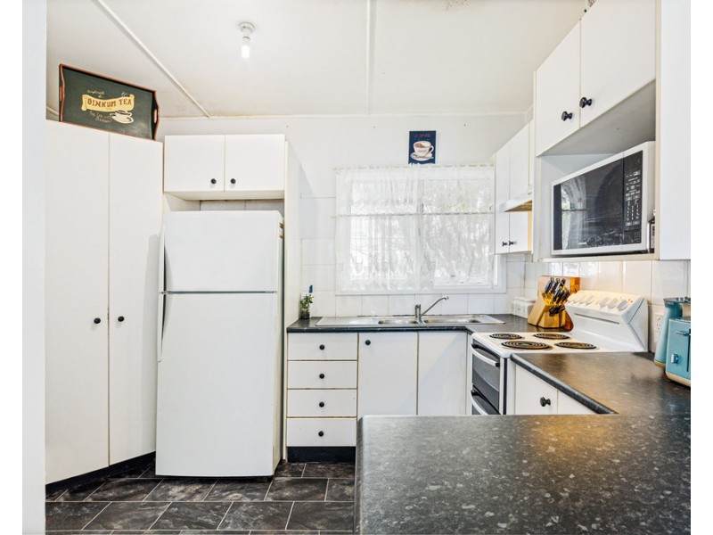 9 Peel Street, Toukley NSW 2263