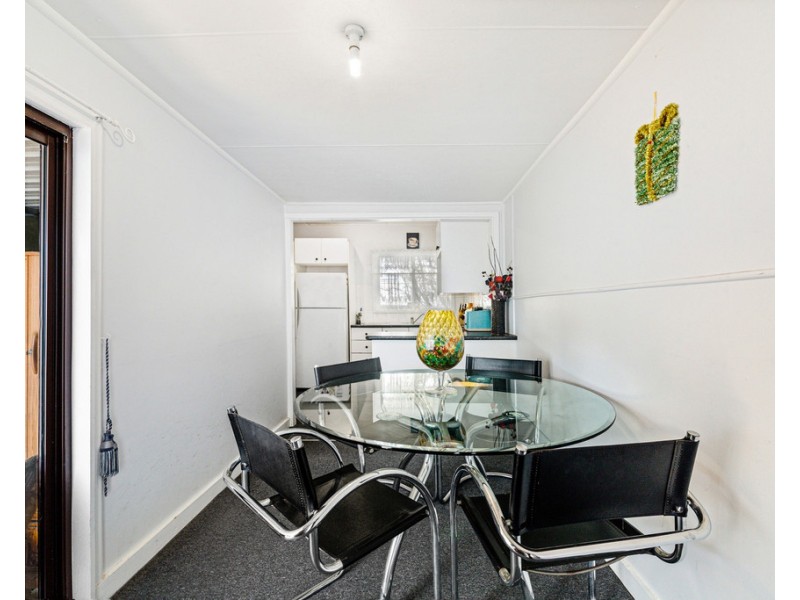 9 Peel Street, Toukley NSW 2263