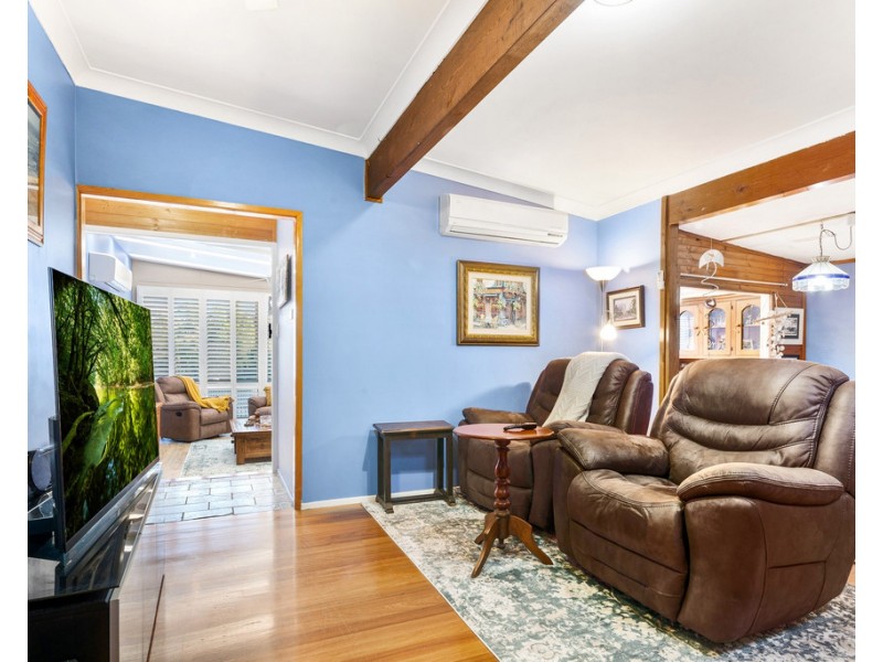 16 Laelana Avenue, Budgewoi NSW 2262