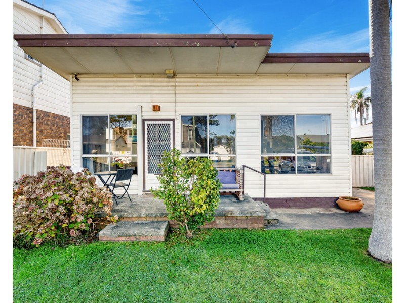 66 Anzac Road, Long Jetty NSW 2261