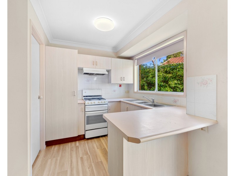 1 Tandara Close, Blue Haven NSW 2262