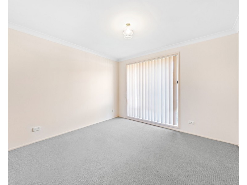 1 Tandara Close, Blue Haven NSW 2262