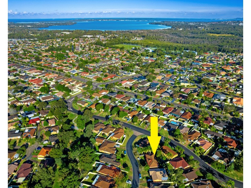 1 Tandara Close, Blue Haven NSW 2262