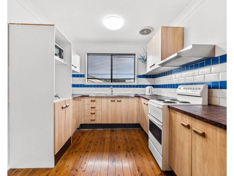 48 Delia Avenue, Budgewoi NSW 2262