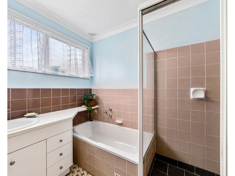 48 Delia Avenue, Budgewoi NSW 2262