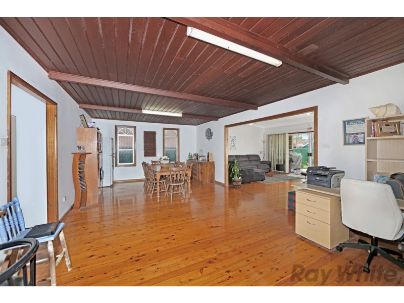 11 Panorama Avenue, Charmhaven NSW 2263