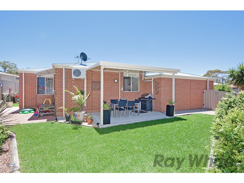 5 Pulaski Court, Lake Munmorah NSW 2259