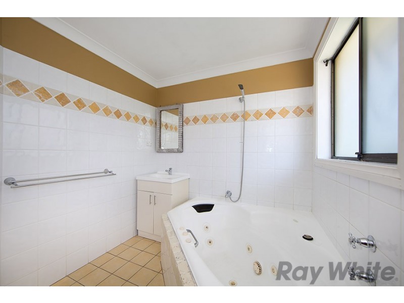 4 Wirriga Avenue, Charmhaven NSW 2263