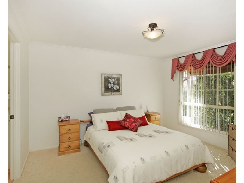 11 Winchester Drive, Lake Munmorah NSW 2259