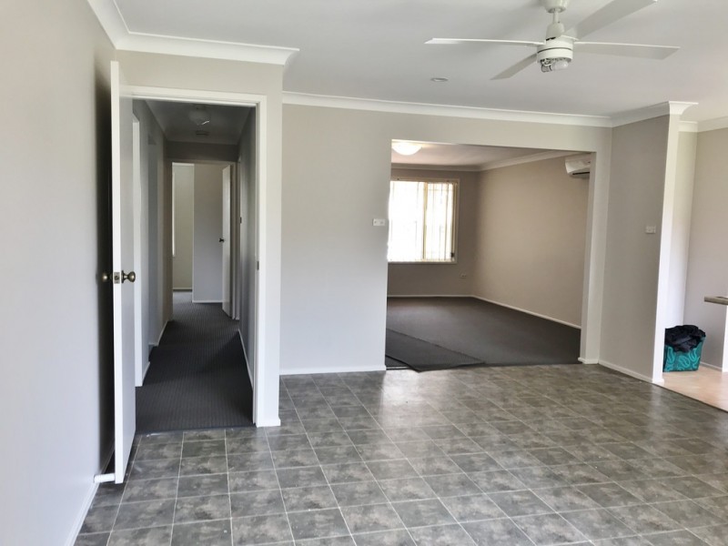 19 Van Stappen Road, Wadalba NSW 2259