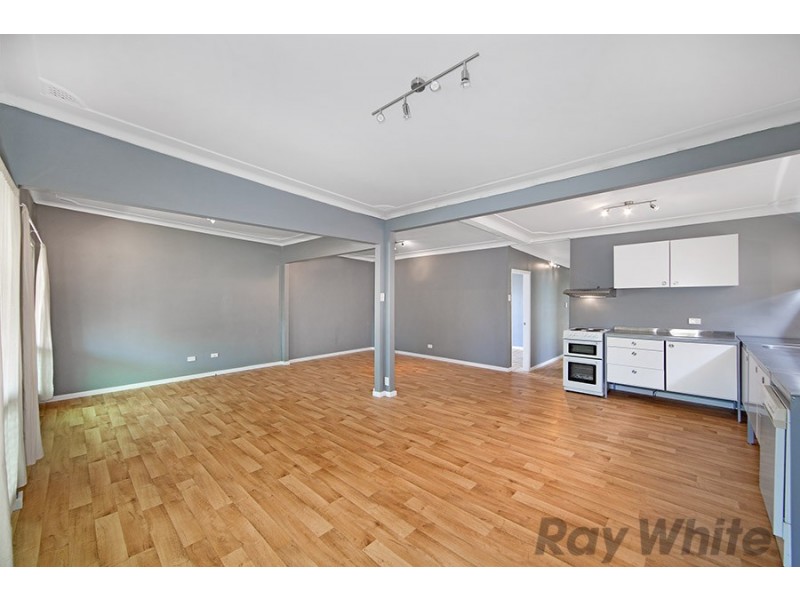 2 Koorana Avenue, Gorokan NSW 2263