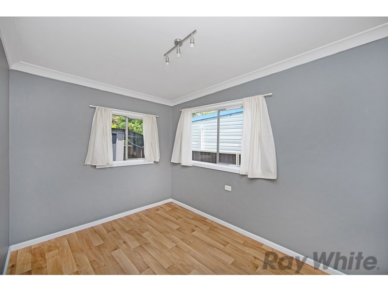2 Koorana Avenue, Gorokan NSW 2263