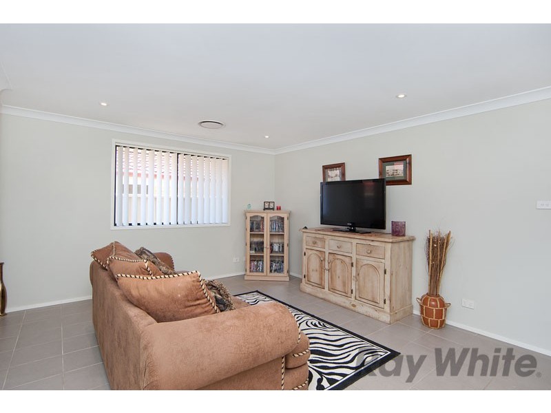 60 Peppercorn Avenue, Woongarrah NSW 2259