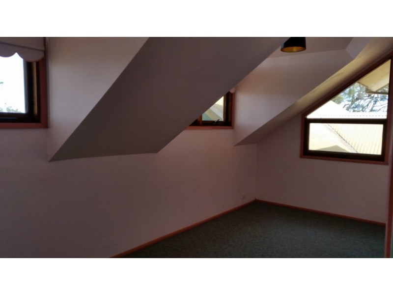 76 Marks Road, Gorokan NSW 2263