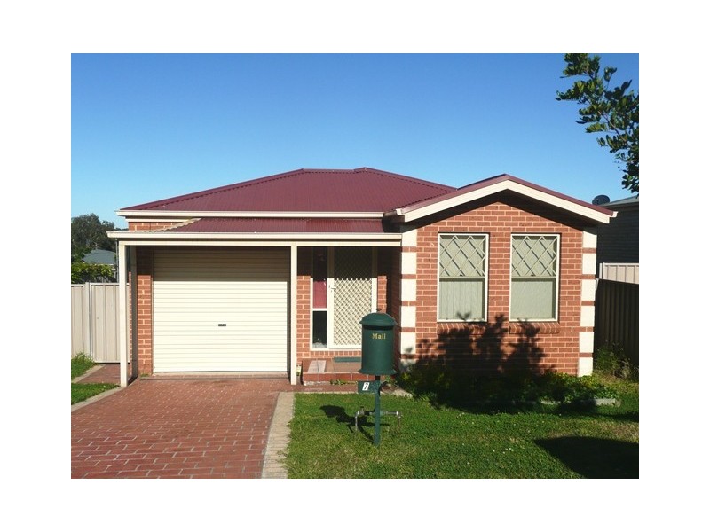 7 Roanoke Drive, Lake Munmorah NSW 2259