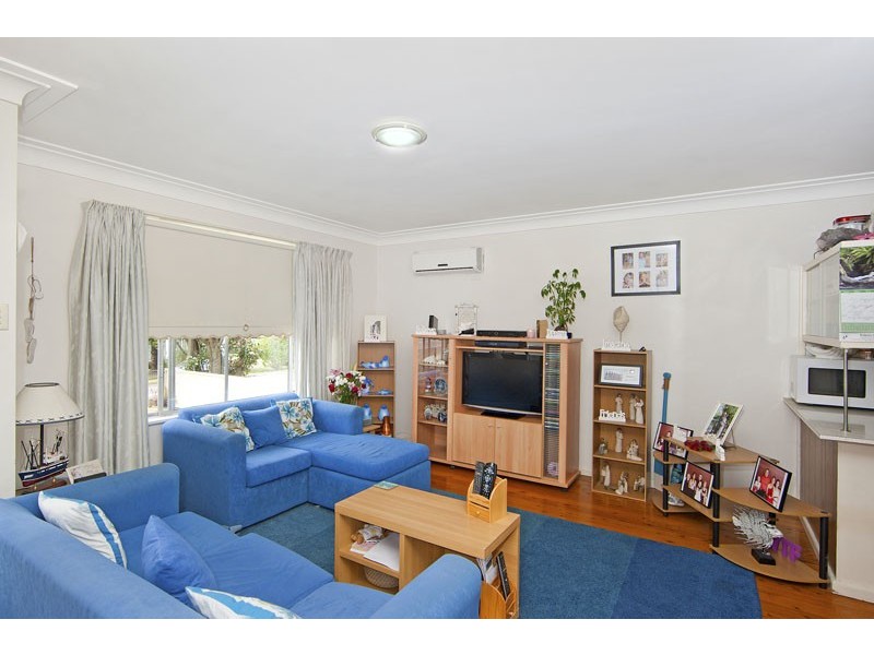 26 Sunrise Avenue, Budgewoi NSW 2262