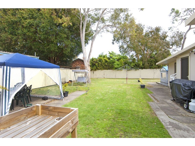 26 Sunrise Avenue, Budgewoi NSW 2262