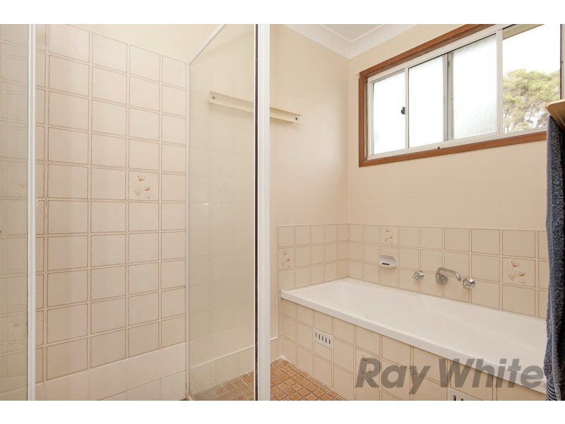 8 Durham Road, Gorokan NSW 2263