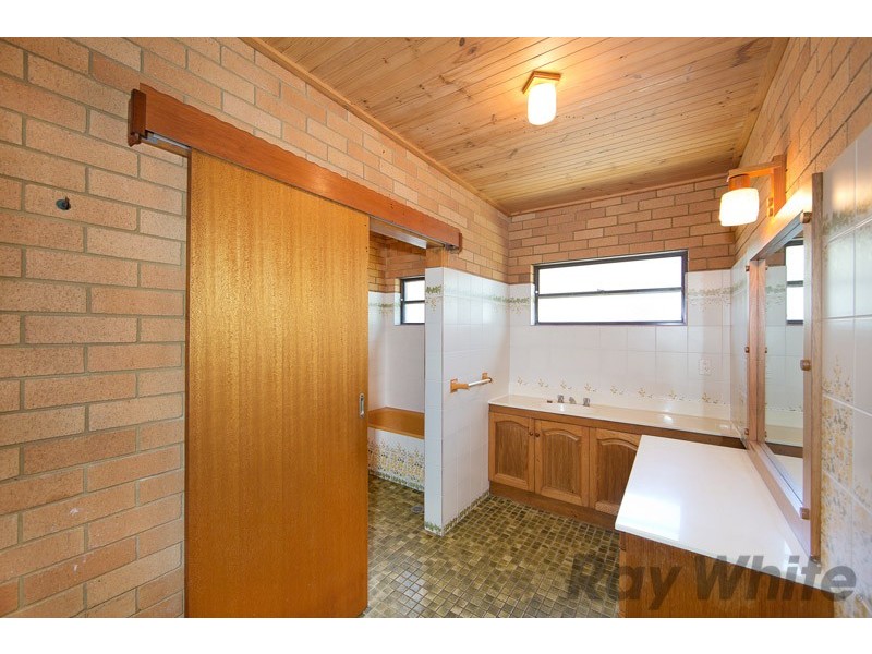 75 Malvina Parade, Lake Haven NSW 2263